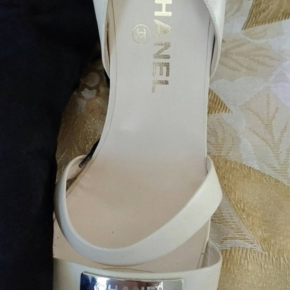 Chanel Beige Sandals (NEW, Never Worn) - Picture 3 of 8